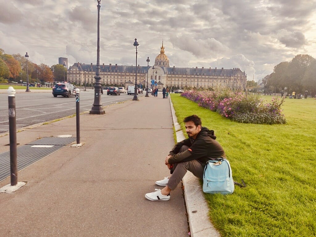 esplanade des invalides-chasing whereabouts