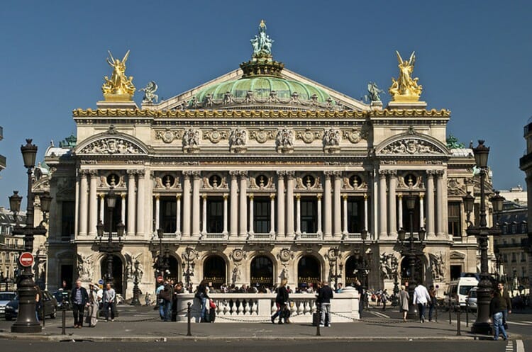 Chasing Whereabouts - Paris Travel Guide - Palais Garnier