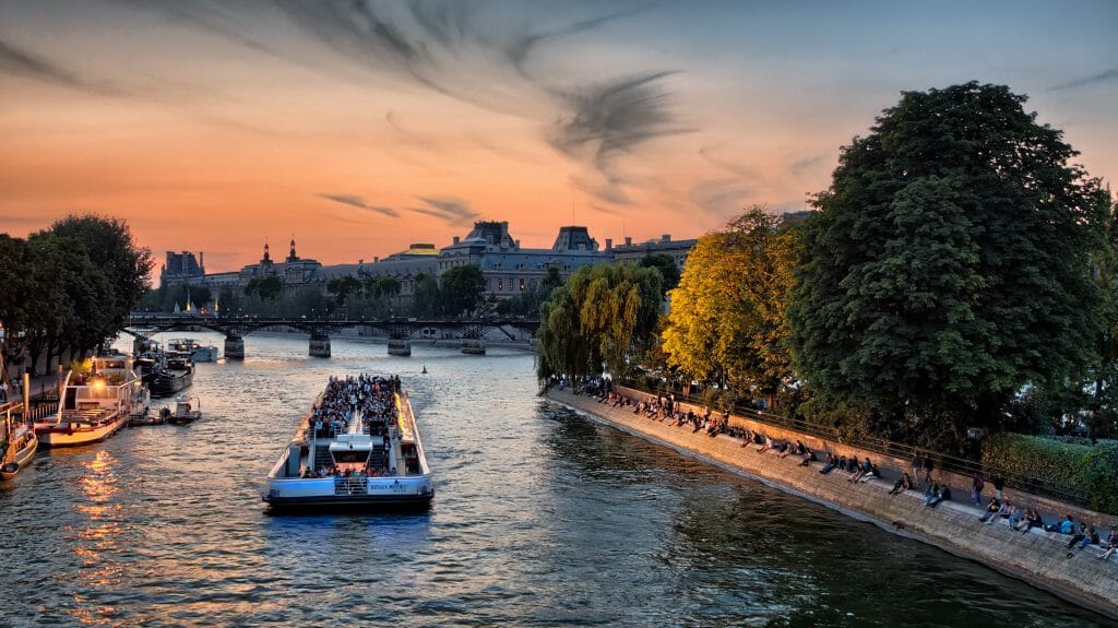 18 Awesome Things to do in Paris that you can't miss 26