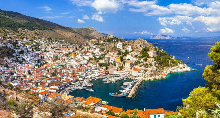 Discover the Ultimate Island Hopping Route in Greece